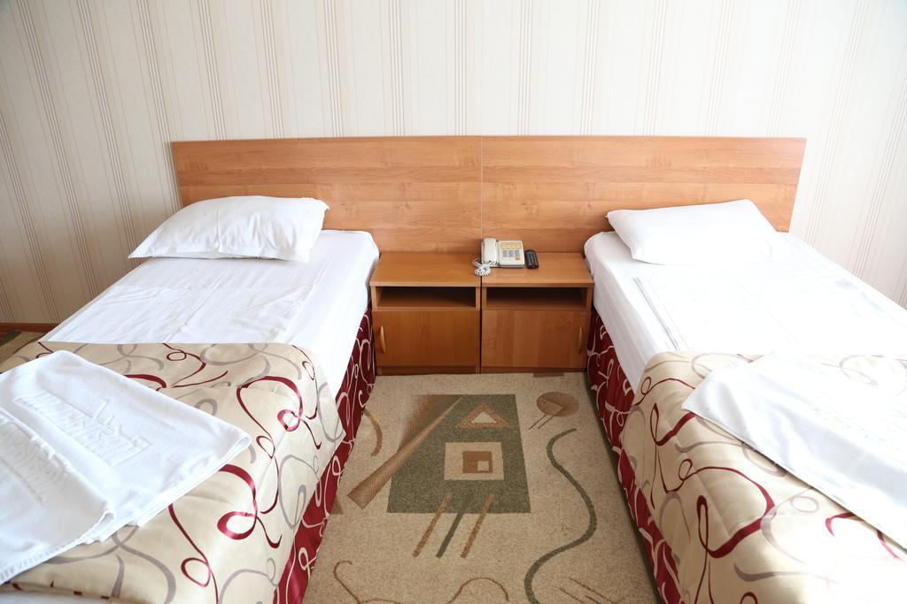 Zhassybi Hotel Astana Exterior photo