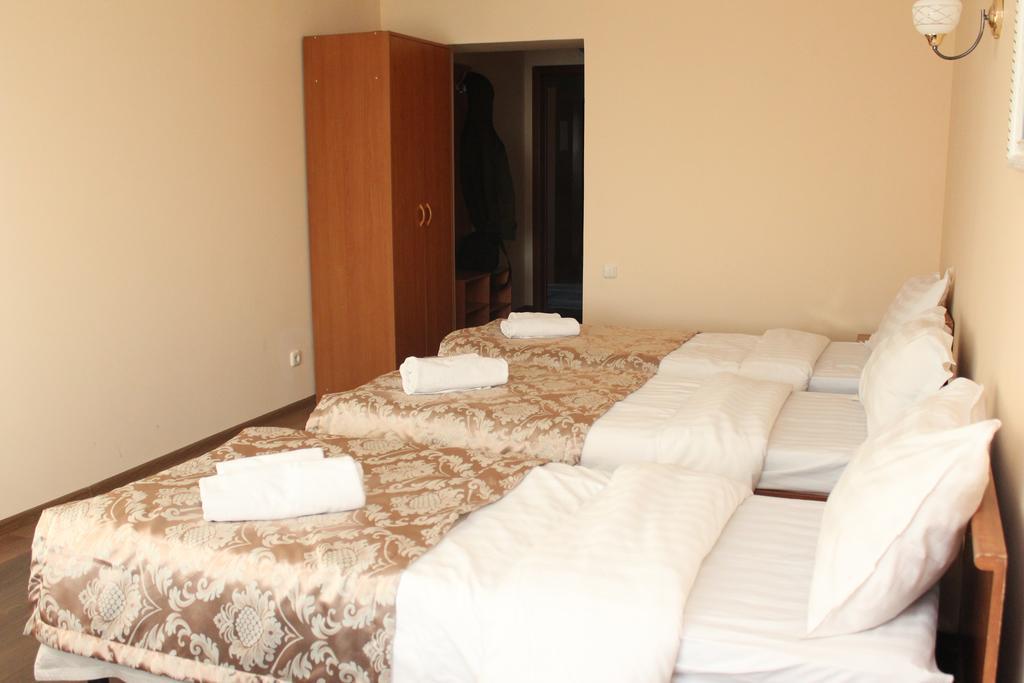 Zhassybi Hotel Astana Exterior photo